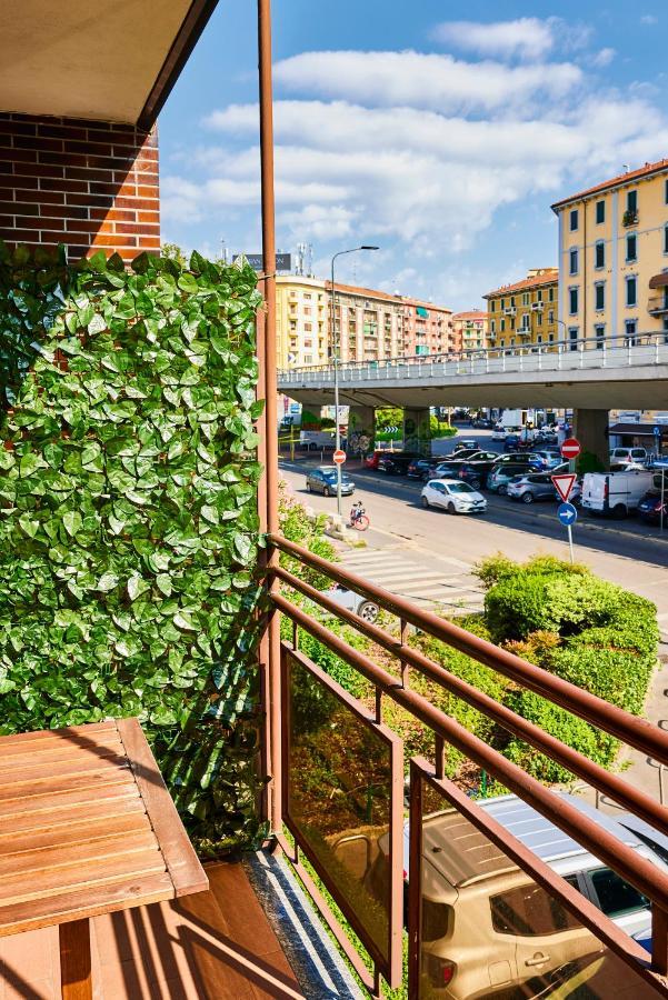 Appartement L'Antico Casolare - Vicino M3 E Fondazione Prada à Milan Extérieur photo